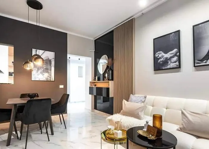 Apartamento Old Town Plevnei, *